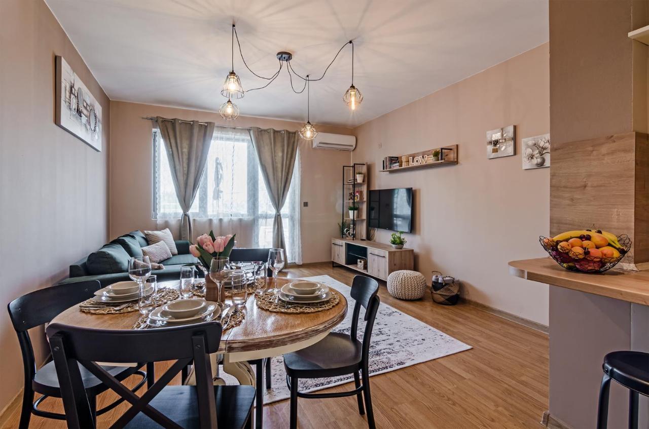 Апартаменти Ивайло / Ivaylo Apartments Μπουργκάς Εξωτερικό φωτογραφία