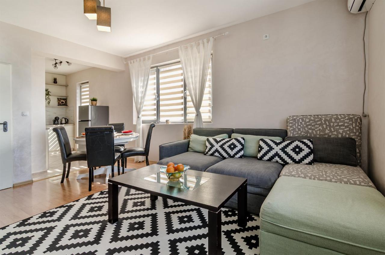 Апартаменти Ивайло / Ivaylo Apartments Μπουργκάς Εξωτερικό φωτογραφία